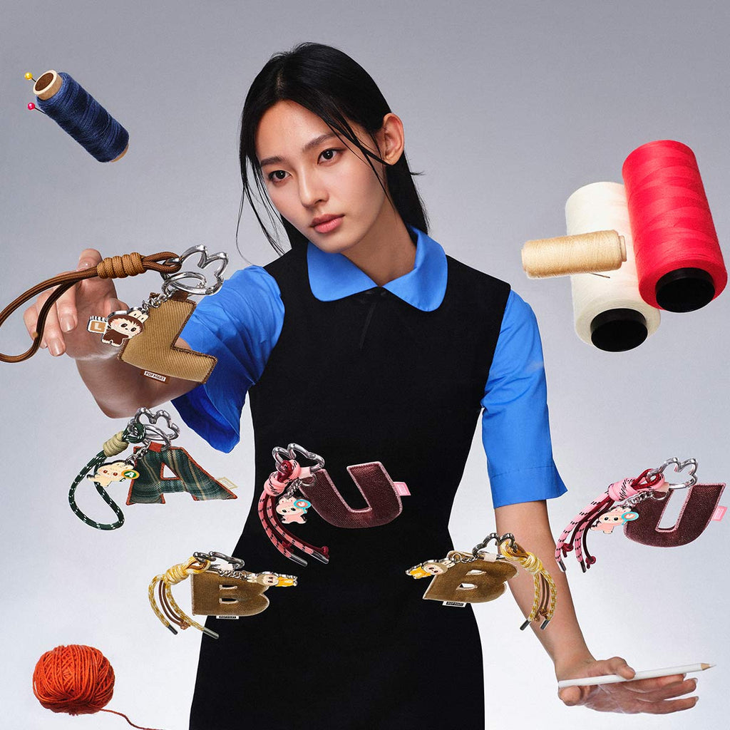 The Monster - Pin For Love Series - Letter Pendant - W Characters